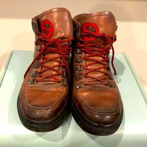 Gucci brown leather boots